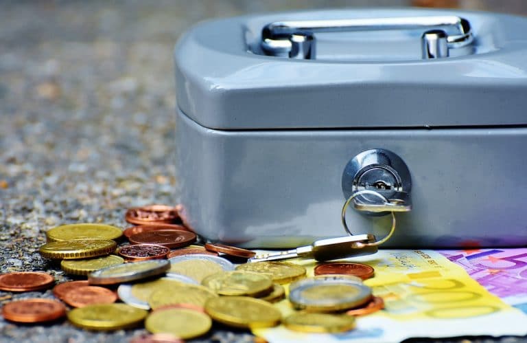 Difference between Banks and NBFCs